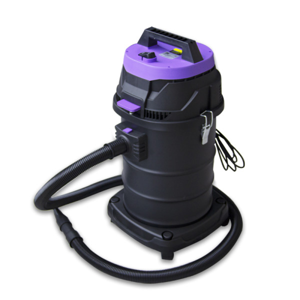 Wet and dry vacuum cleaner 1600w