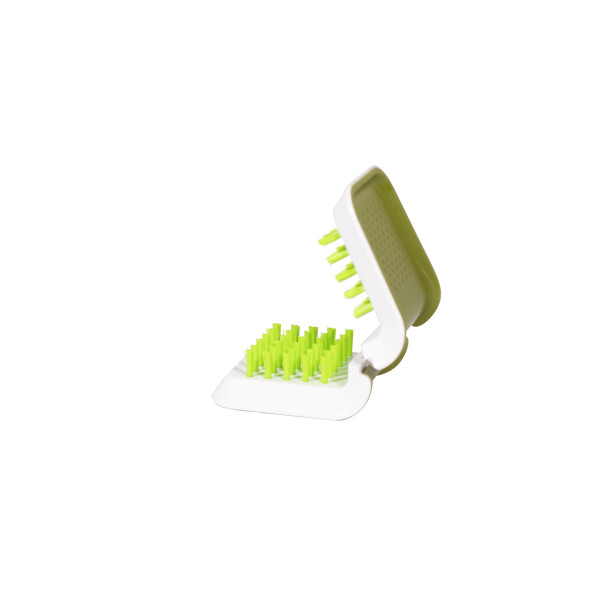 Seat belt brushes