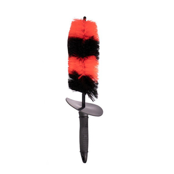 Extended rim cleaning brush