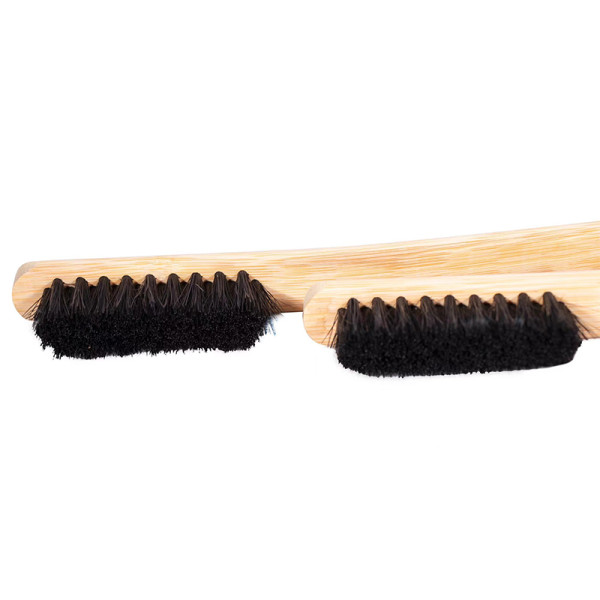 Long bamboo brush