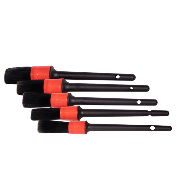 Set of 5 black brush brushes