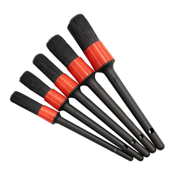 Set of 5 black brush brushes